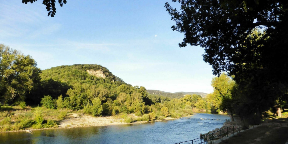 River Ardèche camping Rives d'Arc